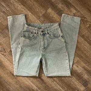 The Ragged Priest - Size 26